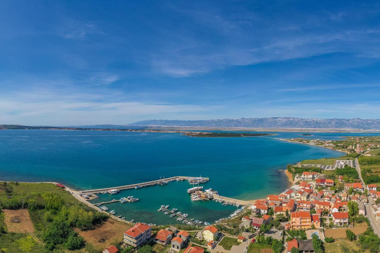 Apartmani Dmarie Privlaka  Exterior foto