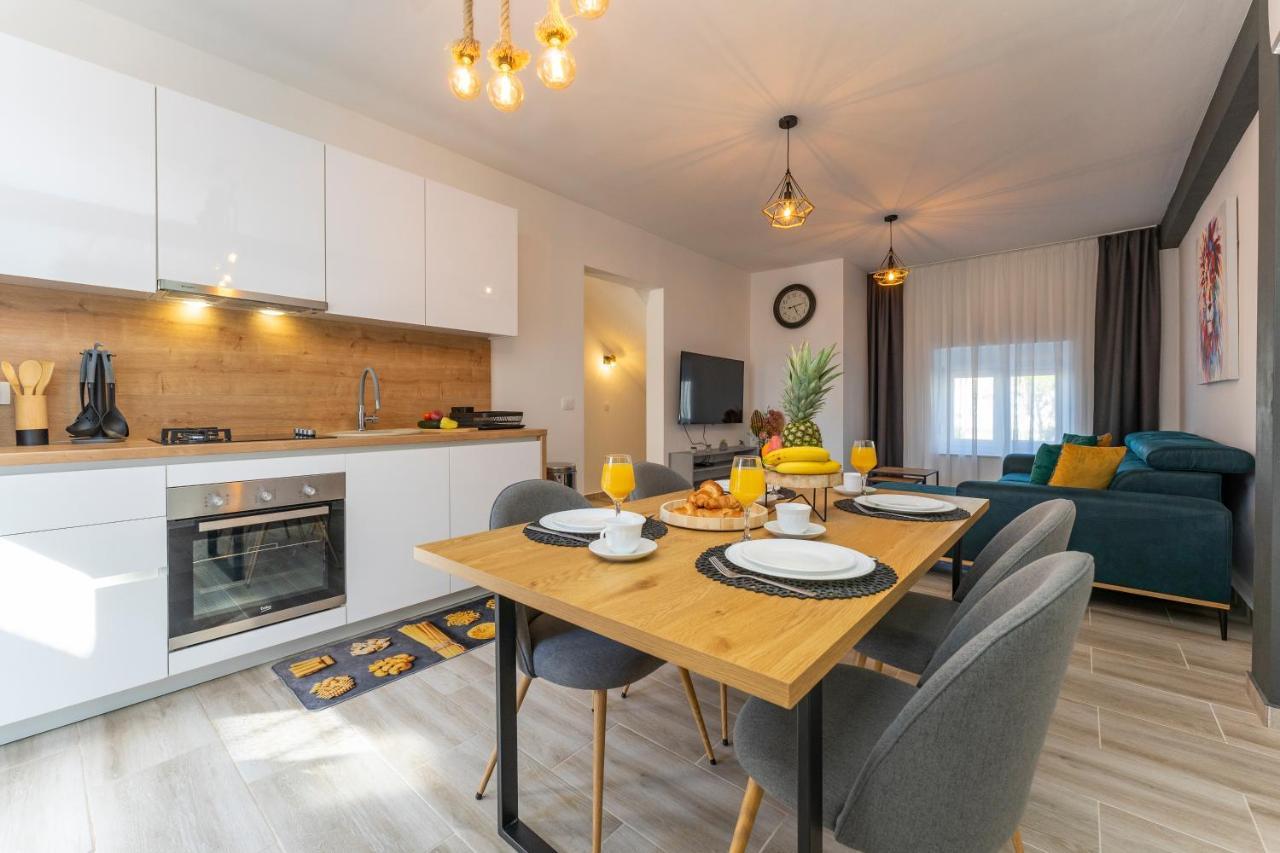 Apartmani Dmarie Privlaka  Exterior foto
