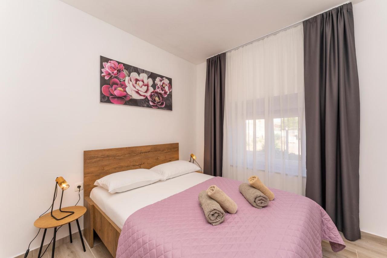 Apartmani Dmarie Privlaka  Exterior foto