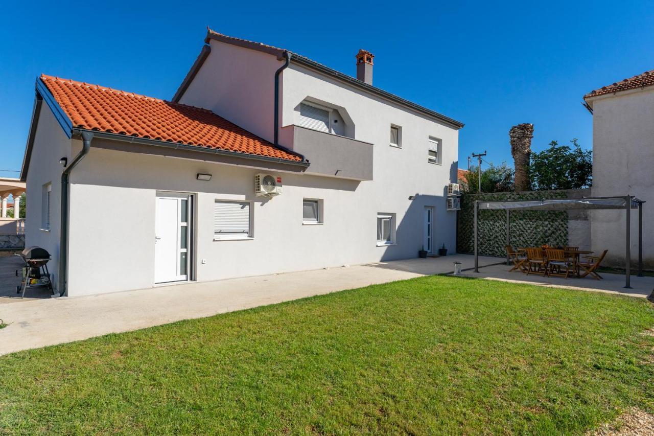 Apartmani Dmarie Privlaka  Exterior foto