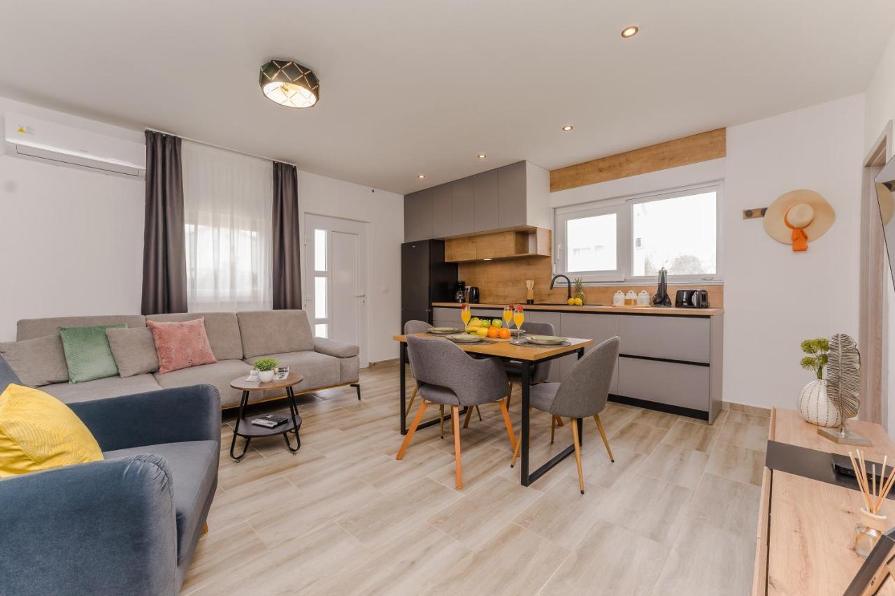Apartmani Dmarie Privlaka  Exterior foto